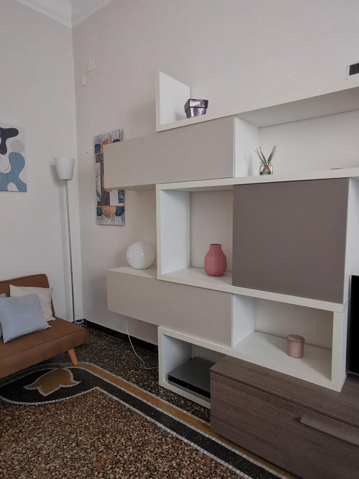 A Casa Di Luca Attico Di Design Genova